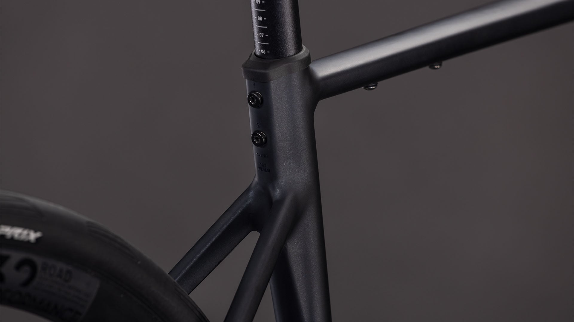 Bicicleta Ruta Cube Attain SLX Coal´n´Prism