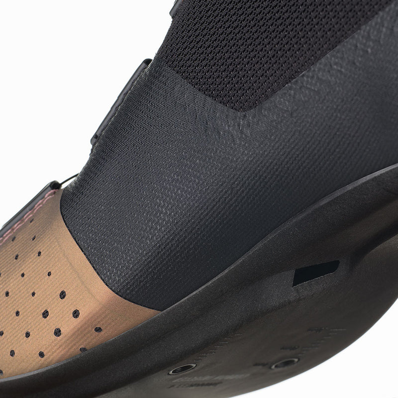 FIZIK Zapatillas de Bicicleta Overcurve R4 Iridiscente | Cobre-Negro - Rideshop