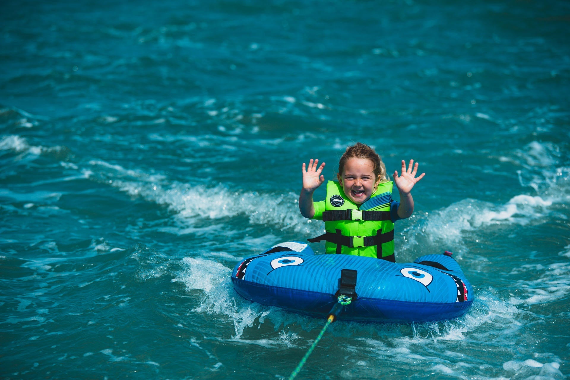 Jobe Arrastrable Shark Trainer Primer Ski Acuático Niños - Rideshop