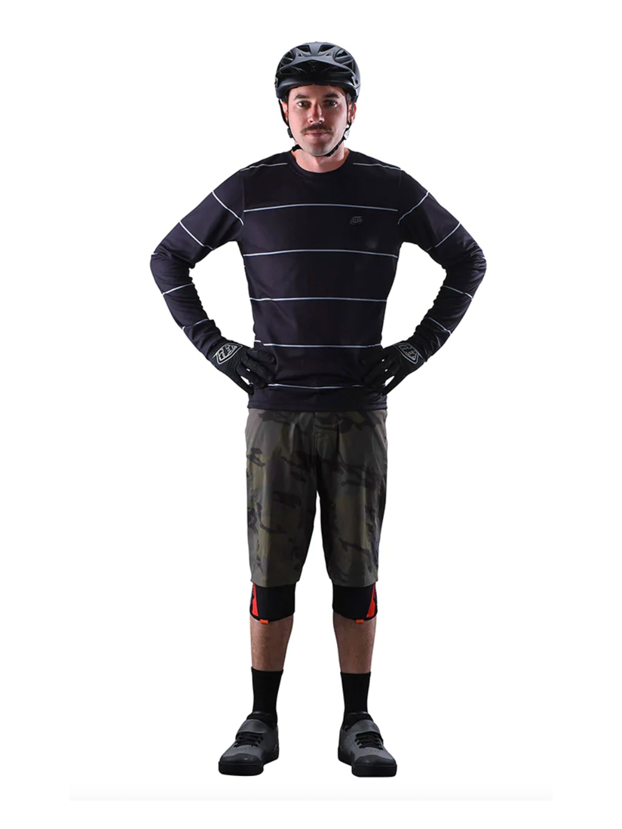 Troy Lee Designs Short De Bicicleta Flowline Shell Con Calza Camo - Rideshop