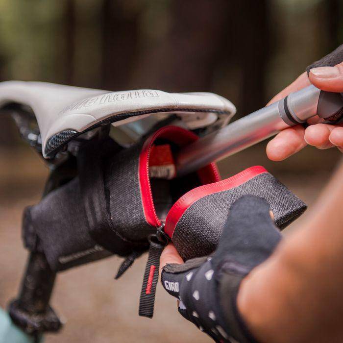 Bombín de Bicicleta Airstik Negro Blackburn - Rideshop