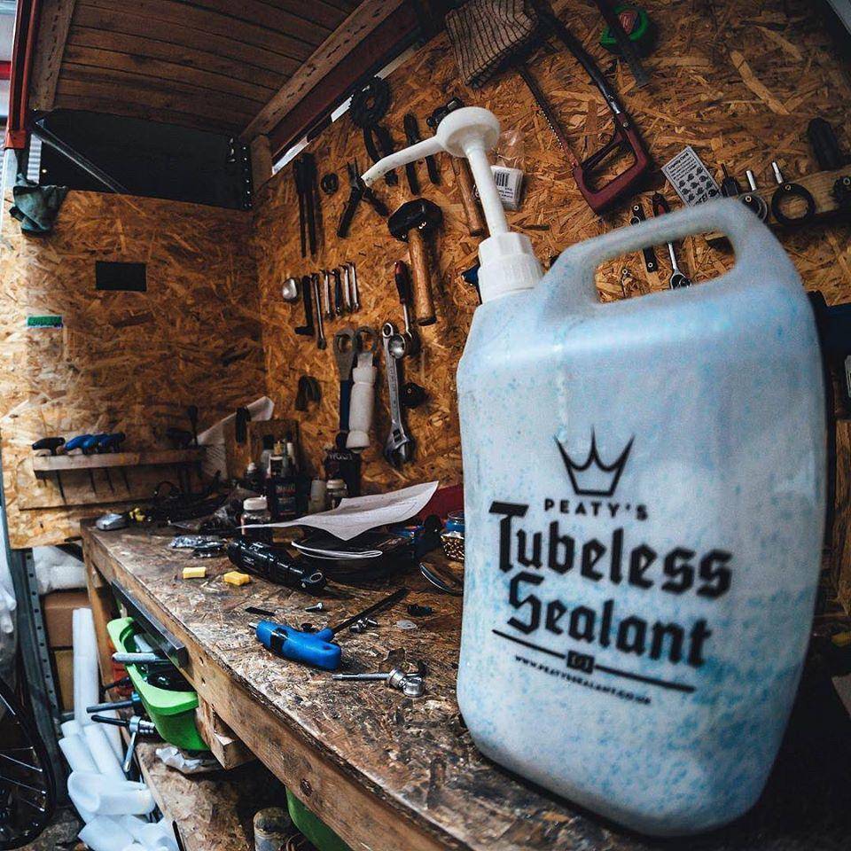 Líquido Sellante Tubular 5 Litros Peaty's - Rideshop