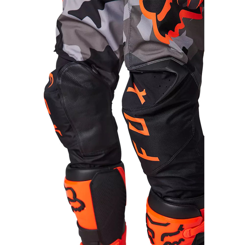 FOX Pantalon Moto 180 BKNR Camo Gris/Naranjo - Rideshop