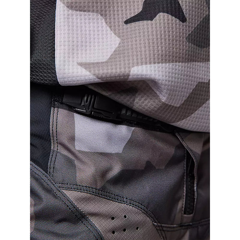 FOX Pantalon Moto Niño 180 BKNR Camo Gris/Naranjo - Rideshop