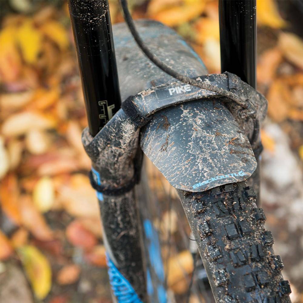 Tapa Barro Delantero Bicicleta Negro Blanco Blackburn - Rideshop