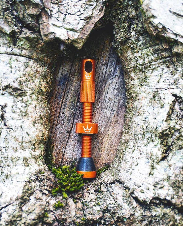 Valvula Tubular Chris King 42Mm Naranjo Peaty's - Rideshop
